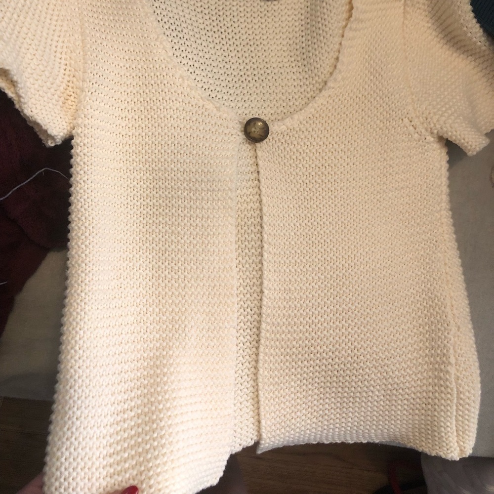 Banana Republic cream knit cover up